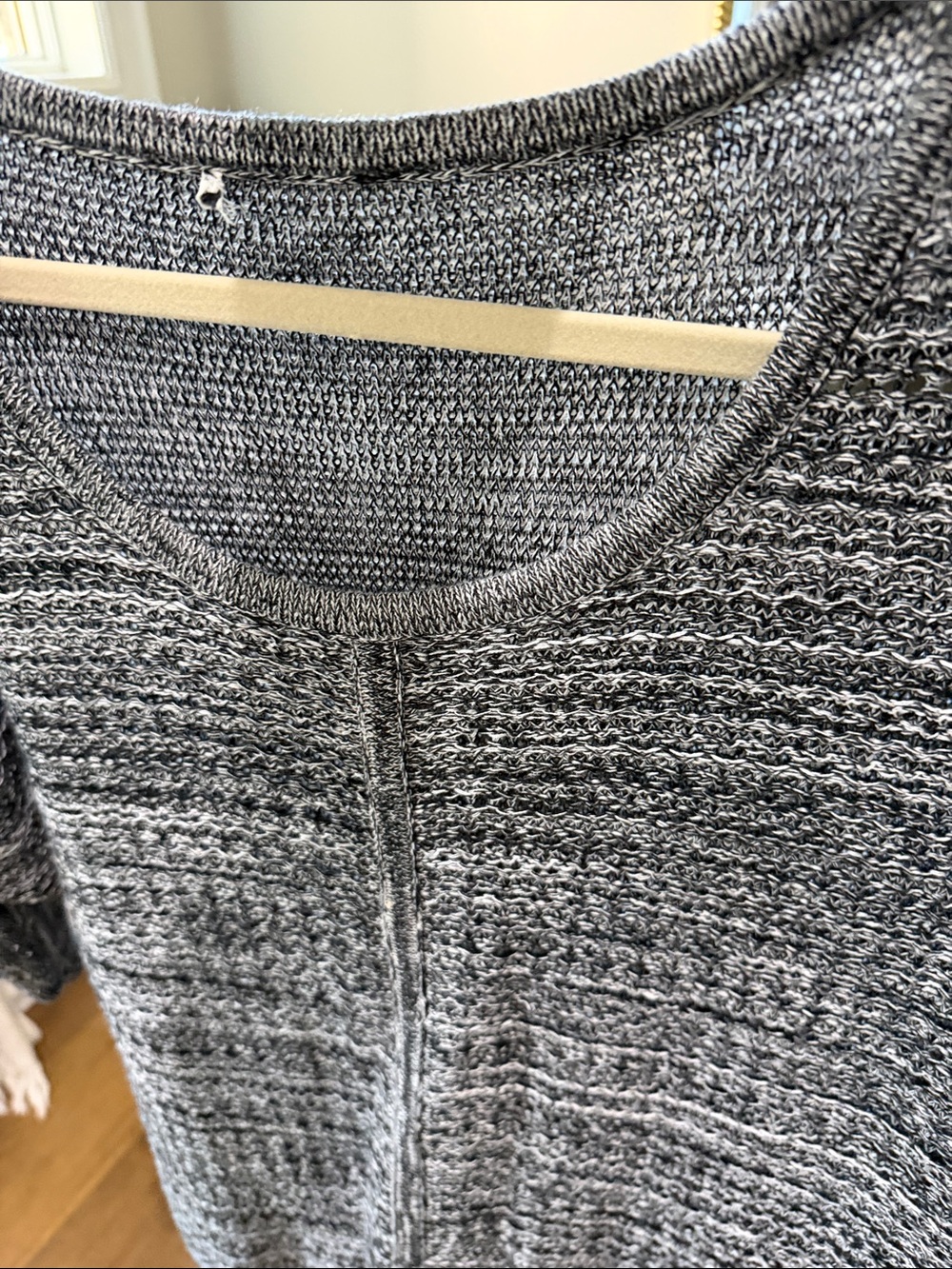 Gray Short-Sleeve Knit Sweater - Comfortable Everyday Layer - Picture 14 of 14